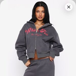 🔥 White Fox Boxy Zip Hoodie NWT | ML | Volcanic 🔥